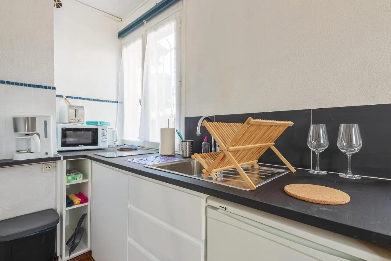 Appartement Studio Bruscia - Welkeys à Six-Fours-les-Plages